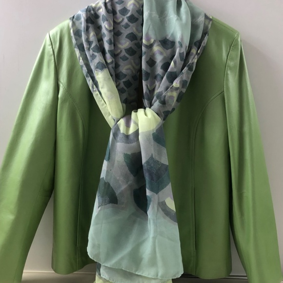 Jacket - Picture 4 of 5